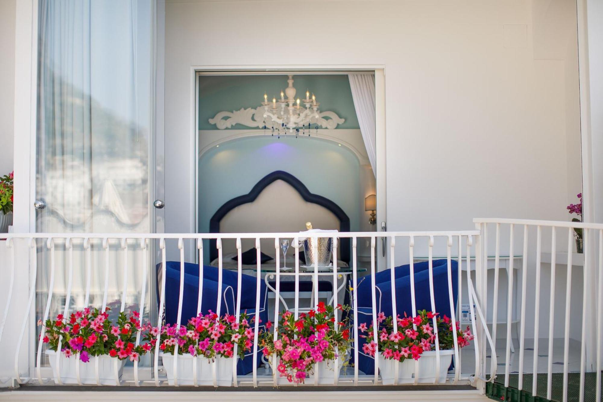 Villa Fiorentino Positano Phòng bức ảnh
